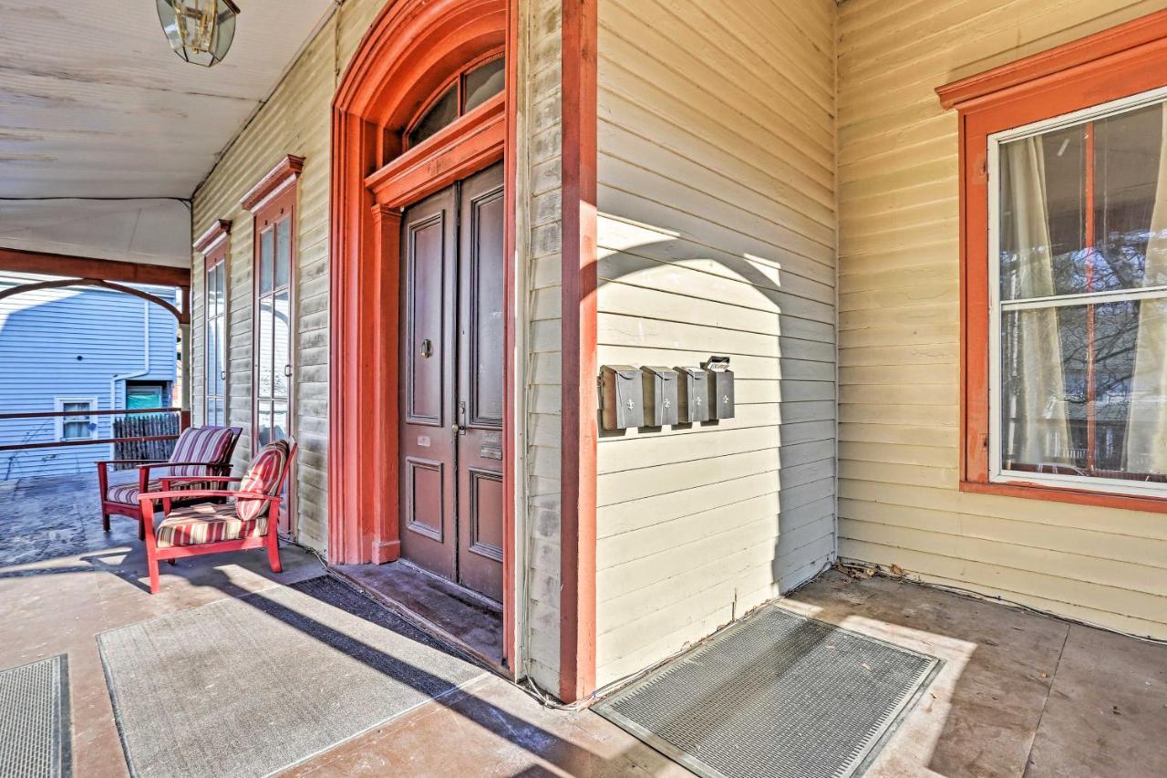 Historic Poughkeepsie Apt - Walkable Location Bagian luar foto
