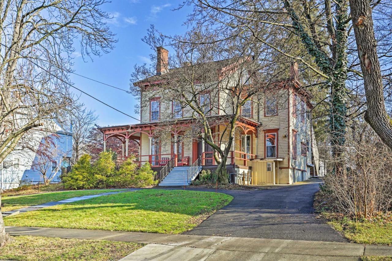 Historic Poughkeepsie Apt - Walkable Location Bagian luar foto